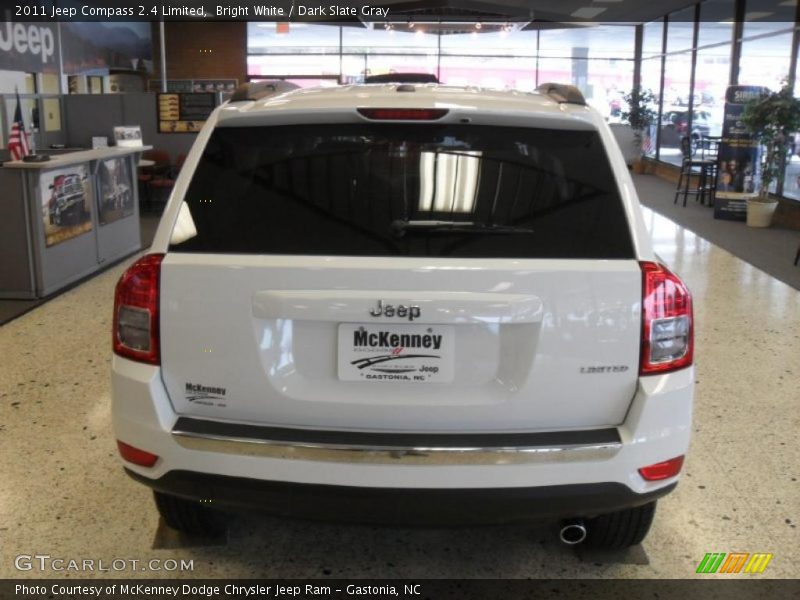 Bright White / Dark Slate Gray 2011 Jeep Compass 2.4 Limited
