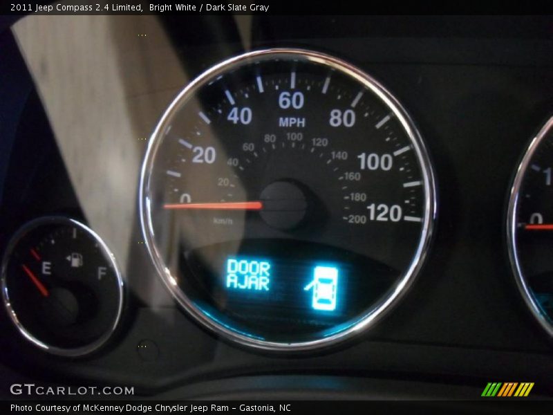 Bright White / Dark Slate Gray 2011 Jeep Compass 2.4 Limited