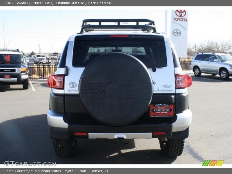 Titanium Metallic / Dark Charcoal 2007 Toyota FJ Cruiser 4WD