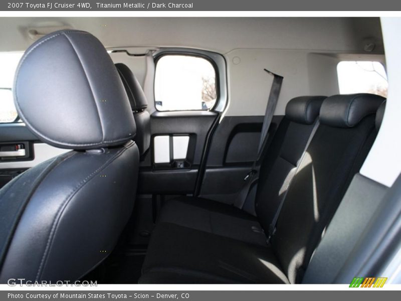 Titanium Metallic / Dark Charcoal 2007 Toyota FJ Cruiser 4WD