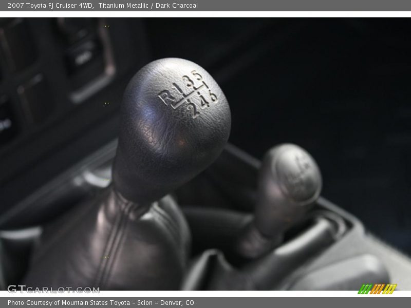 Titanium Metallic / Dark Charcoal 2007 Toyota FJ Cruiser 4WD