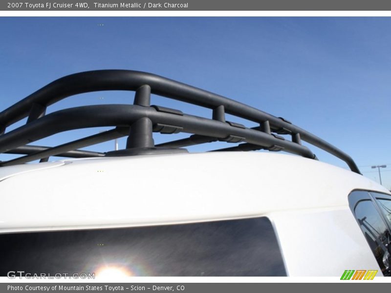 Titanium Metallic / Dark Charcoal 2007 Toyota FJ Cruiser 4WD