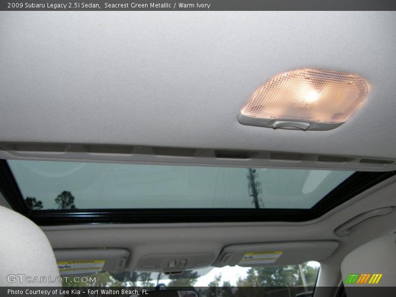 Seacrest Green Metallic / Warm Ivory 2009 Subaru Legacy 2.5i Sedan