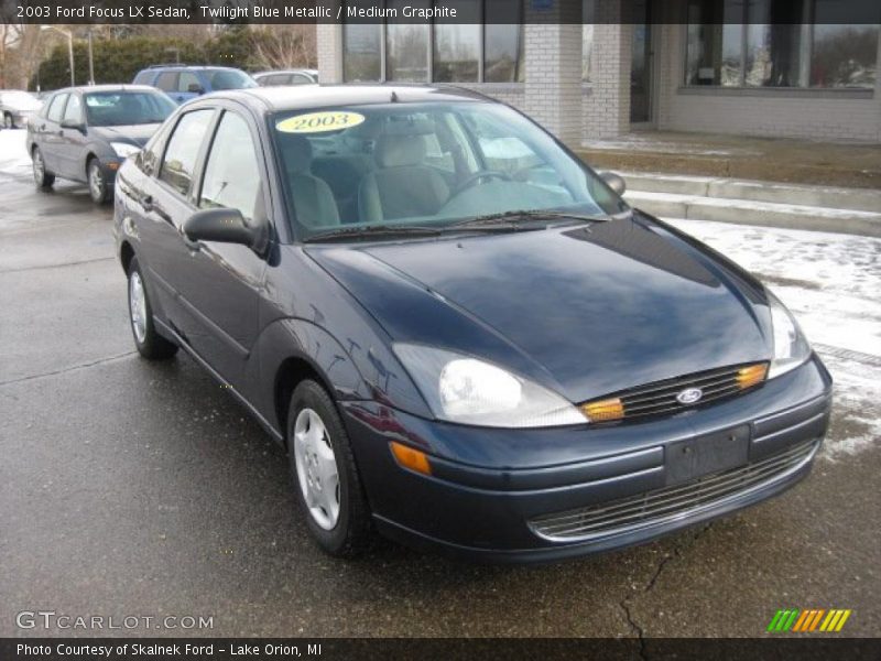 Front 3/4 View of 2003 Focus LX Sedan