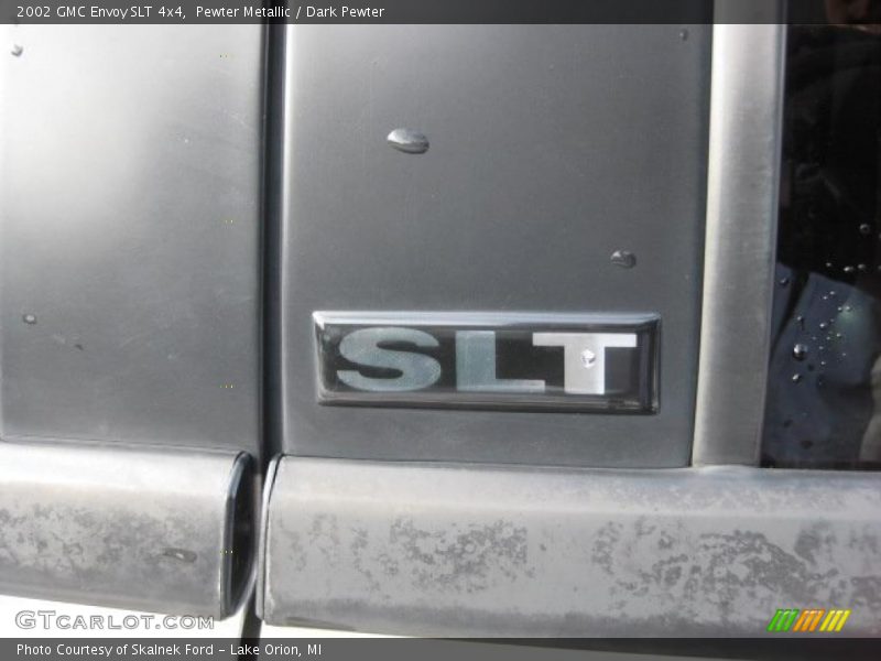 Pewter Metallic / Dark Pewter 2002 GMC Envoy SLT 4x4