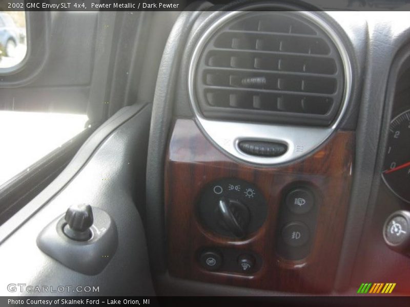 Pewter Metallic / Dark Pewter 2002 GMC Envoy SLT 4x4