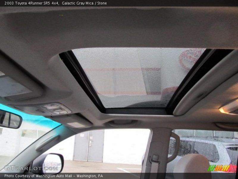 Sunroof of 2003 4Runner SR5 4x4