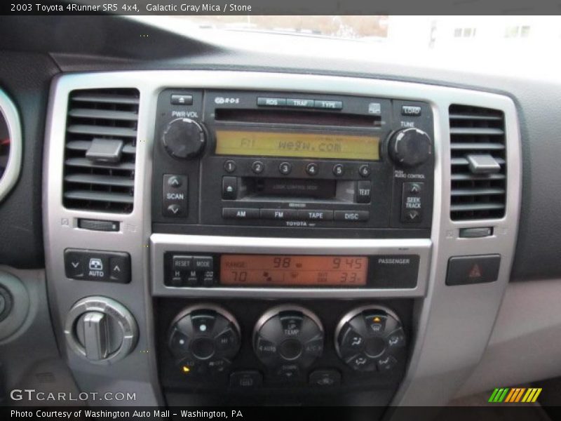 Controls of 2003 4Runner SR5 4x4