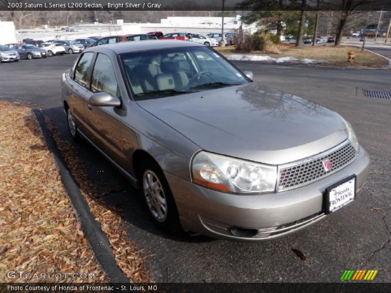 Bright Silver / Gray 2003 Saturn L Series L200 Sedan