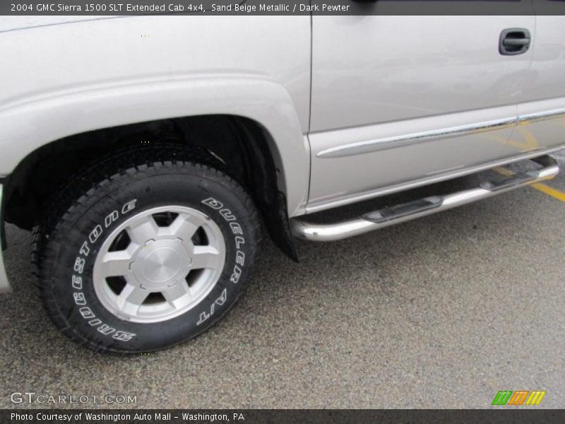 Sand Beige Metallic / Dark Pewter 2004 GMC Sierra 1500 SLT Extended Cab 4x4