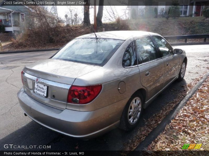 Bright Silver / Gray 2003 Saturn L Series L200 Sedan
