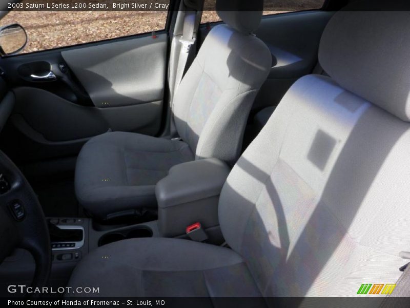 Bright Silver / Gray 2003 Saturn L Series L200 Sedan