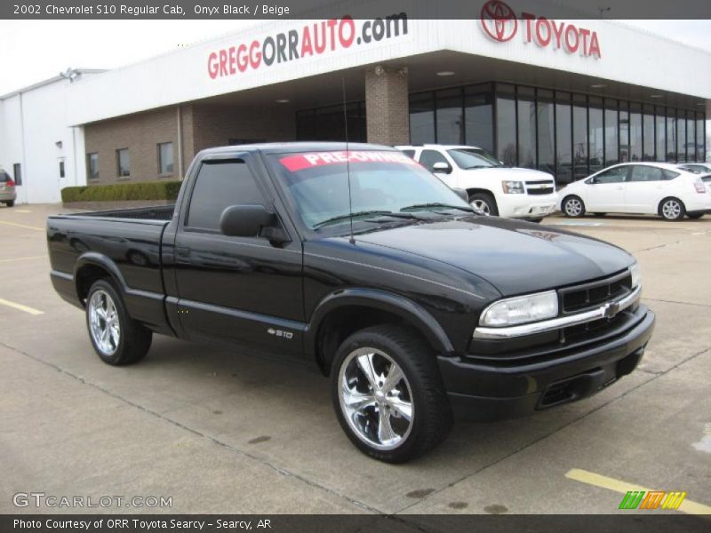 Onyx Black / Beige 2002 Chevrolet S10 Regular Cab