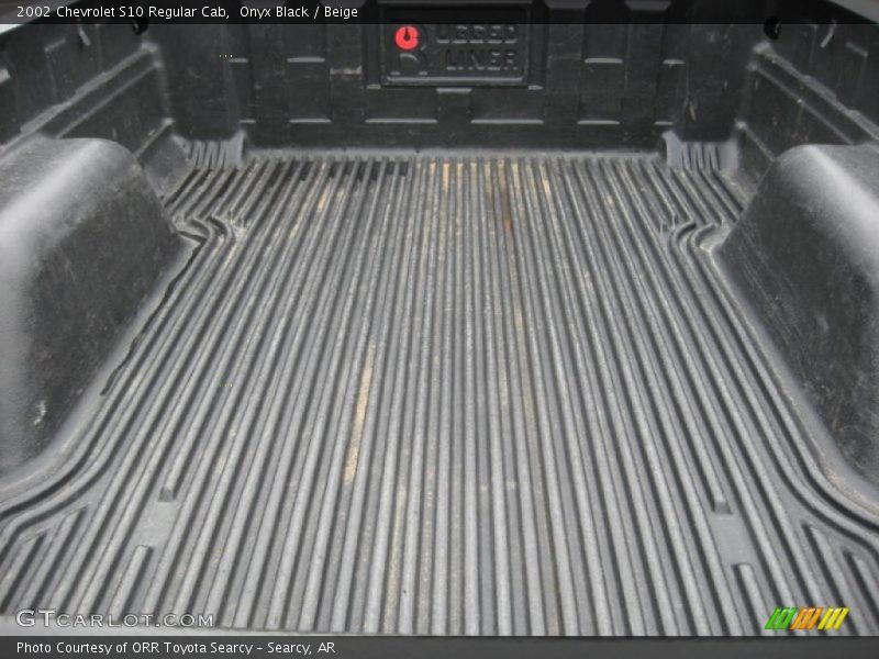 Onyx Black / Beige 2002 Chevrolet S10 Regular Cab