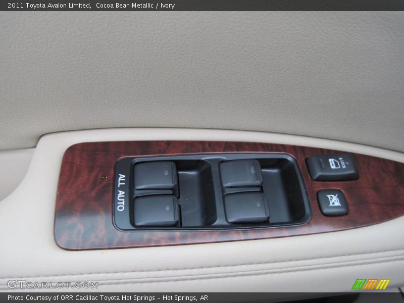 Cocoa Bean Metallic / Ivory 2011 Toyota Avalon Limited