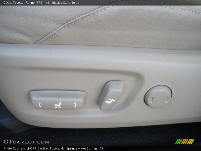 Black / Sand Beige 2011 Toyota 4Runner SR5 4x4