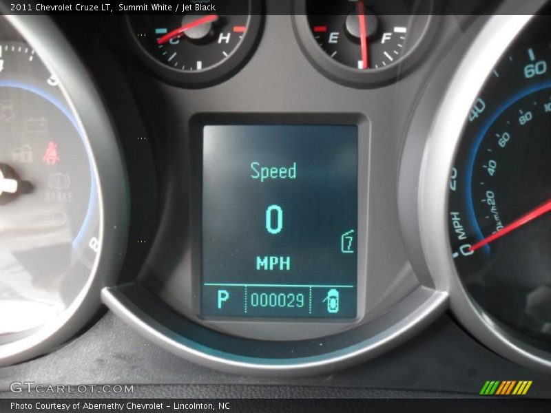 Summit White / Jet Black 2011 Chevrolet Cruze LT