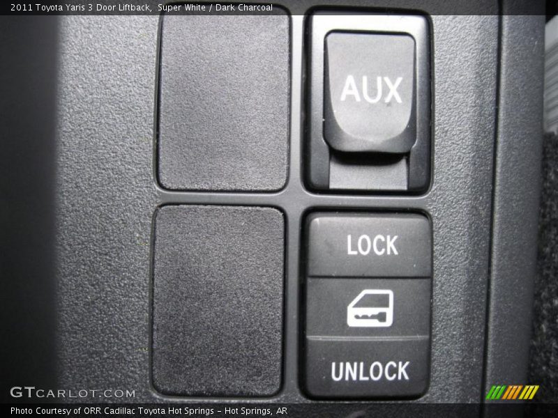 Super White / Dark Charcoal 2011 Toyota Yaris 3 Door Liftback