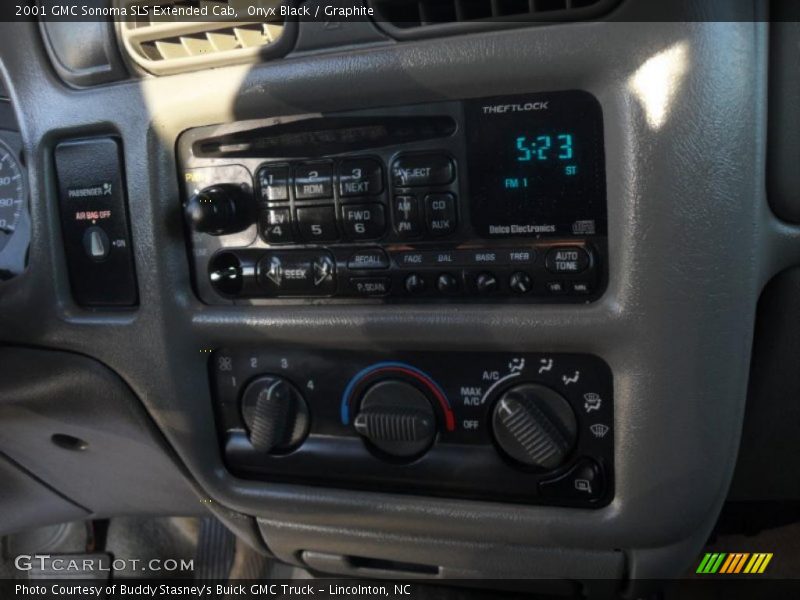 Onyx Black / Graphite 2001 GMC Sonoma SLS Extended Cab