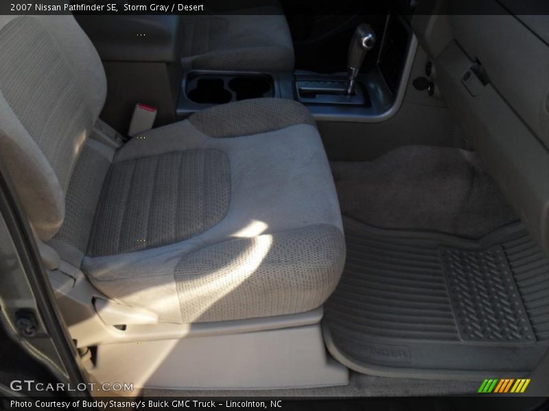 Storm Gray / Desert 2007 Nissan Pathfinder SE