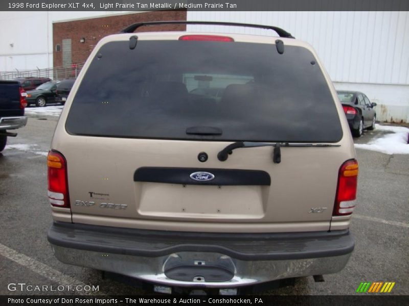 Light Prairie Tan Metallic / Medium Prairie Tan 1998 Ford Explorer XLT 4x4