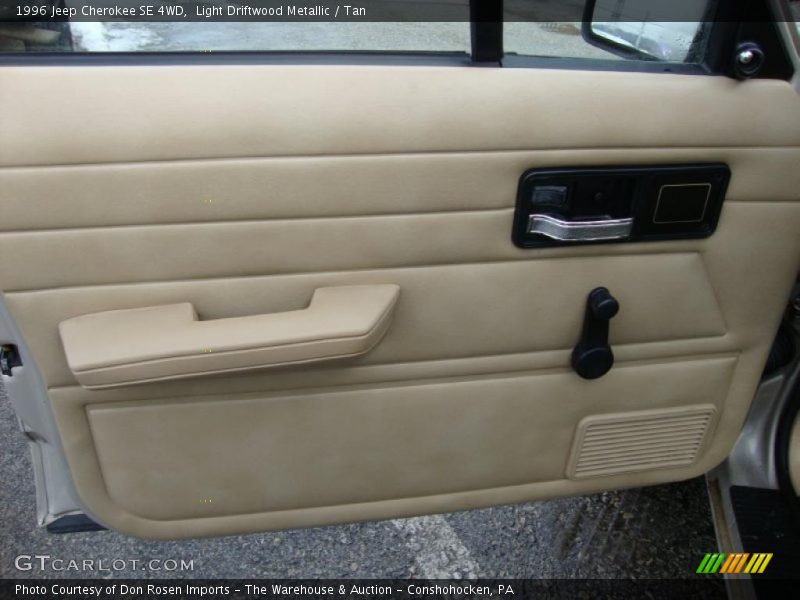 Door Panel of 1996 Cherokee SE 4WD