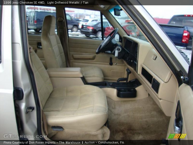  1996 Cherokee SE 4WD Tan Interior