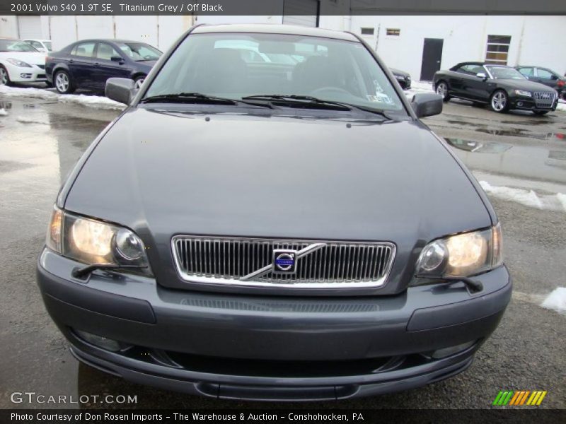 Titanium Grey / Off Black 2001 Volvo S40 1.9T SE