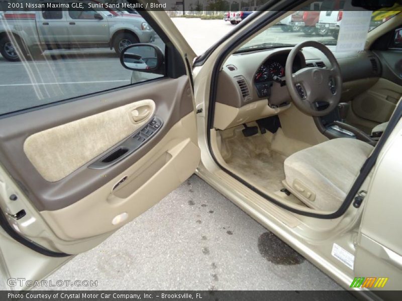 Sunlit Sand Metallic / Blond 2001 Nissan Maxima GLE