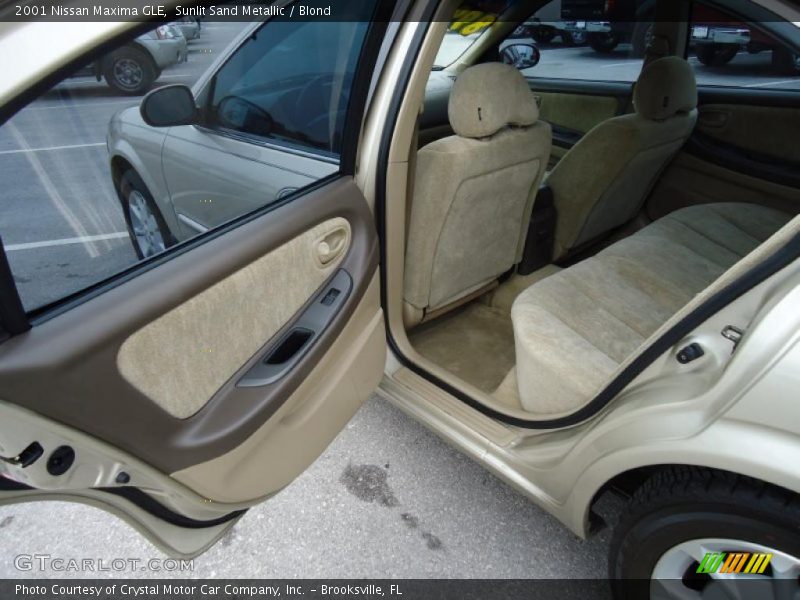 Sunlit Sand Metallic / Blond 2001 Nissan Maxima GLE