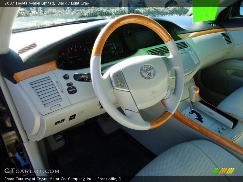Black / Light Gray 2007 Toyota Avalon Limited