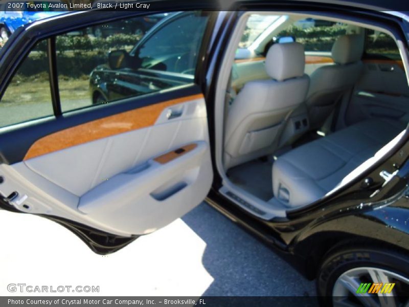 Black / Light Gray 2007 Toyota Avalon Limited
