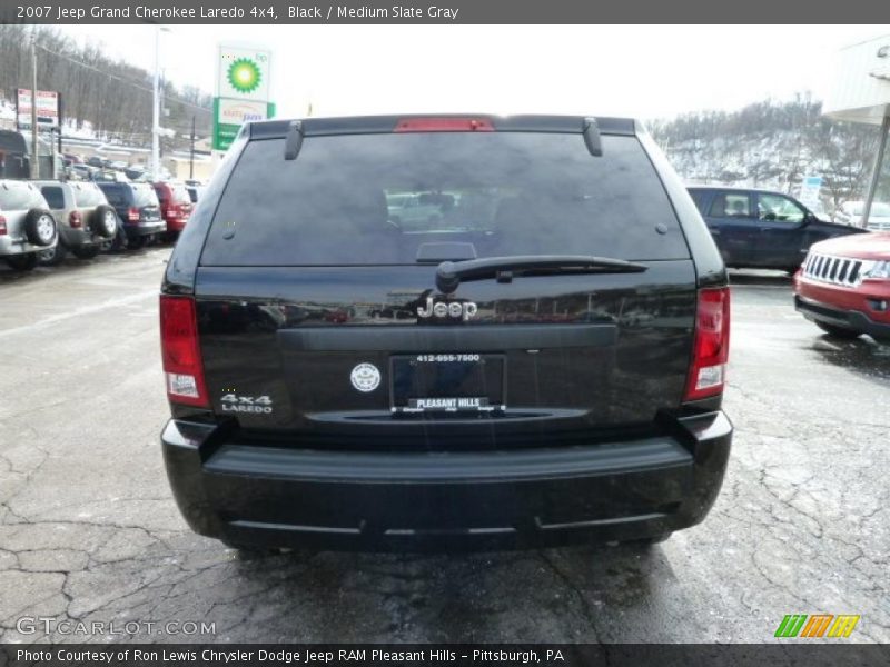 Black / Medium Slate Gray 2007 Jeep Grand Cherokee Laredo 4x4