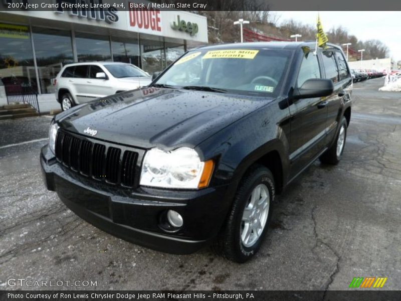 Black / Medium Slate Gray 2007 Jeep Grand Cherokee Laredo 4x4