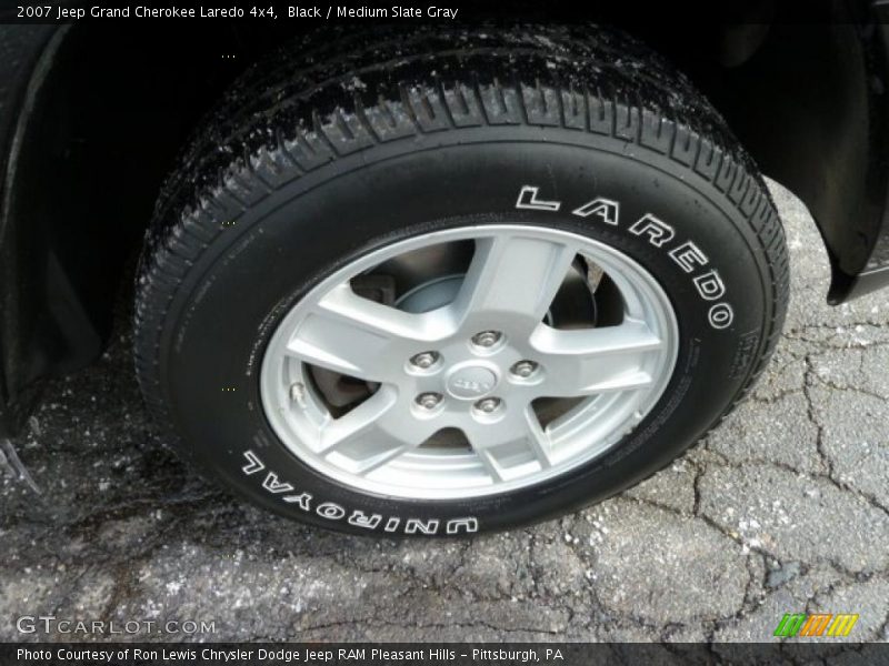 Black / Medium Slate Gray 2007 Jeep Grand Cherokee Laredo 4x4