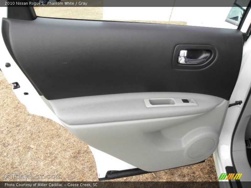 Phantom White / Gray 2010 Nissan Rogue S
