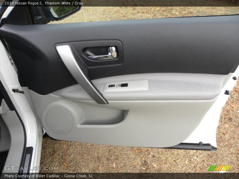 Phantom White / Gray 2010 Nissan Rogue S