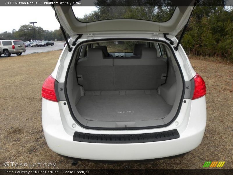 Phantom White / Gray 2010 Nissan Rogue S