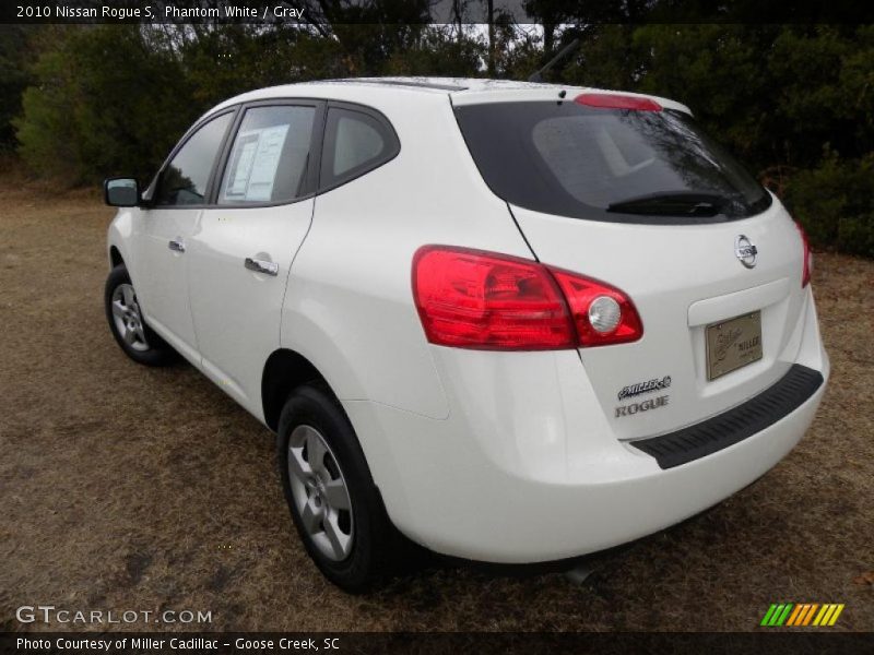 Phantom White / Gray 2010 Nissan Rogue S
