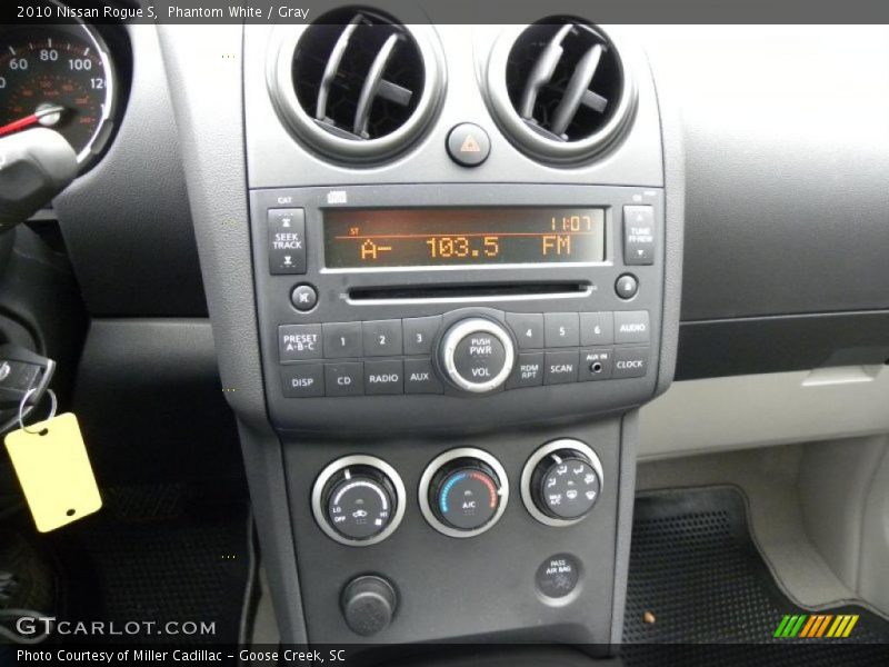 Phantom White / Gray 2010 Nissan Rogue S