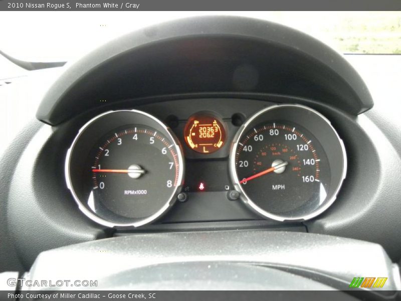Phantom White / Gray 2010 Nissan Rogue S