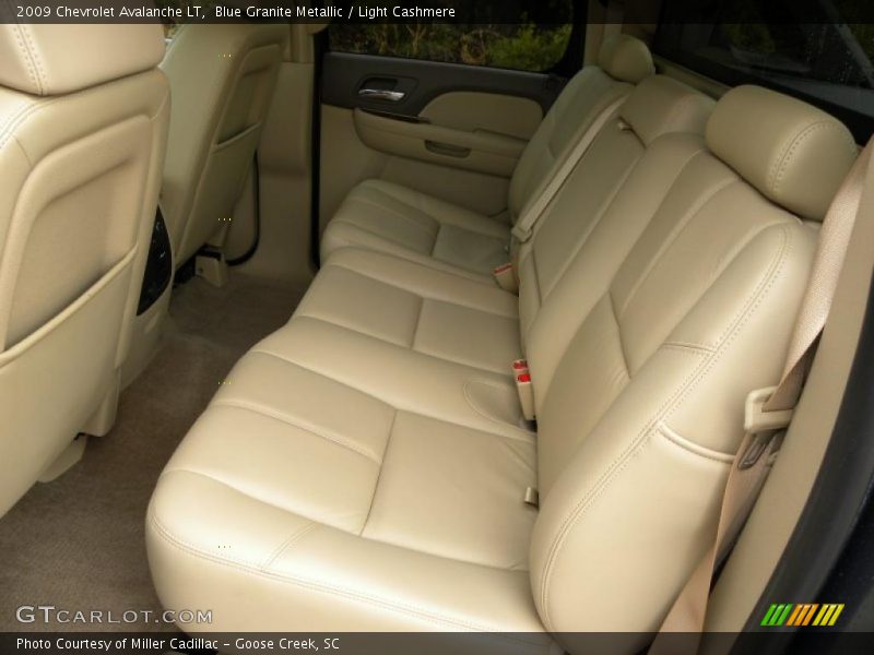  2009 Avalanche LT Light Cashmere Interior