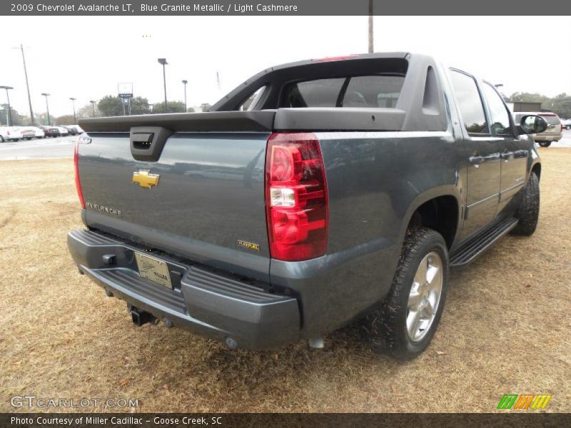 Blue Granite Metallic / Light Cashmere 2009 Chevrolet Avalanche LT