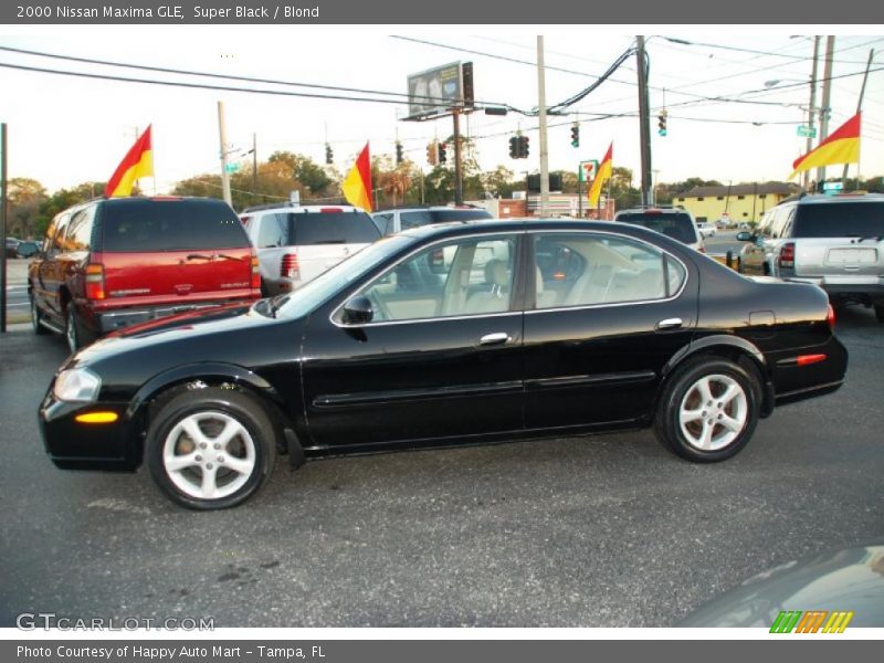 Super Black / Blond 2000 Nissan Maxima GLE