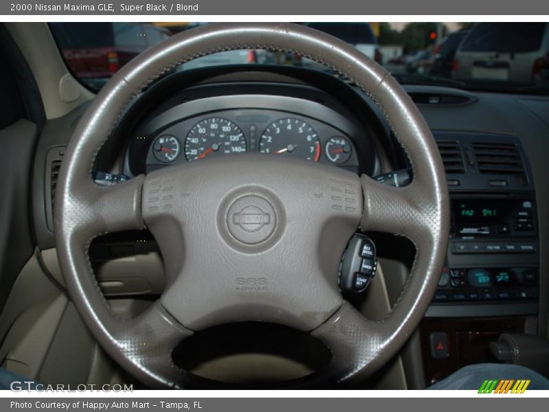 Super Black / Blond 2000 Nissan Maxima GLE