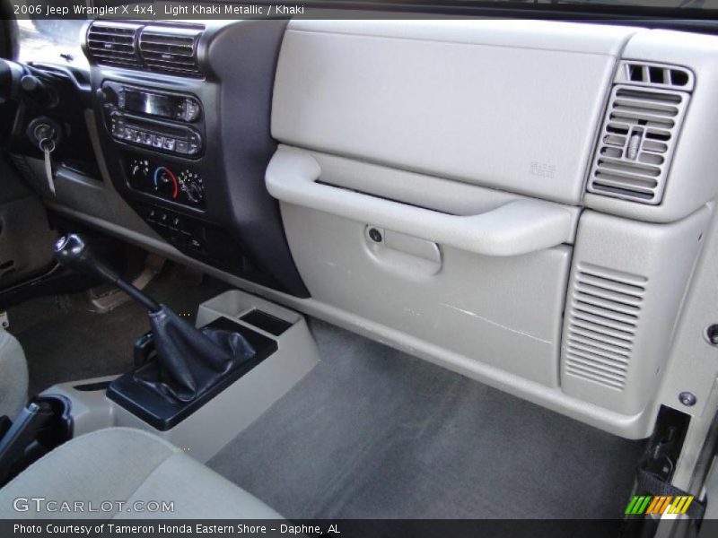 Light Khaki Metallic / Khaki 2006 Jeep Wrangler X 4x4