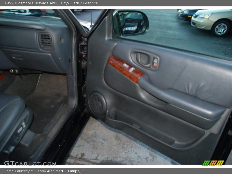 Onyx Black / Graphite 1999 Oldsmobile Bravada AWD