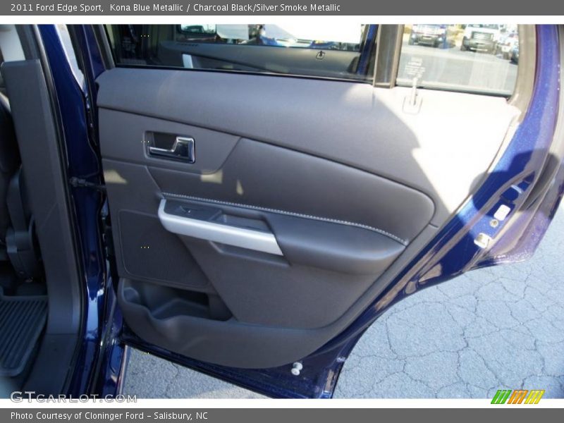 Door Panel of 2011 Edge Sport