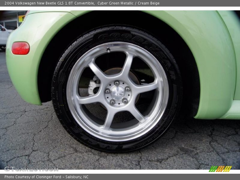  2004 New Beetle GLS 1.8T Convertible Wheel