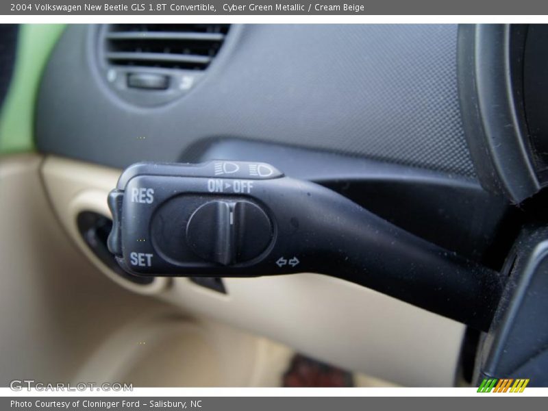 Cyber Green Metallic / Cream Beige 2004 Volkswagen New Beetle GLS 1.8T Convertible